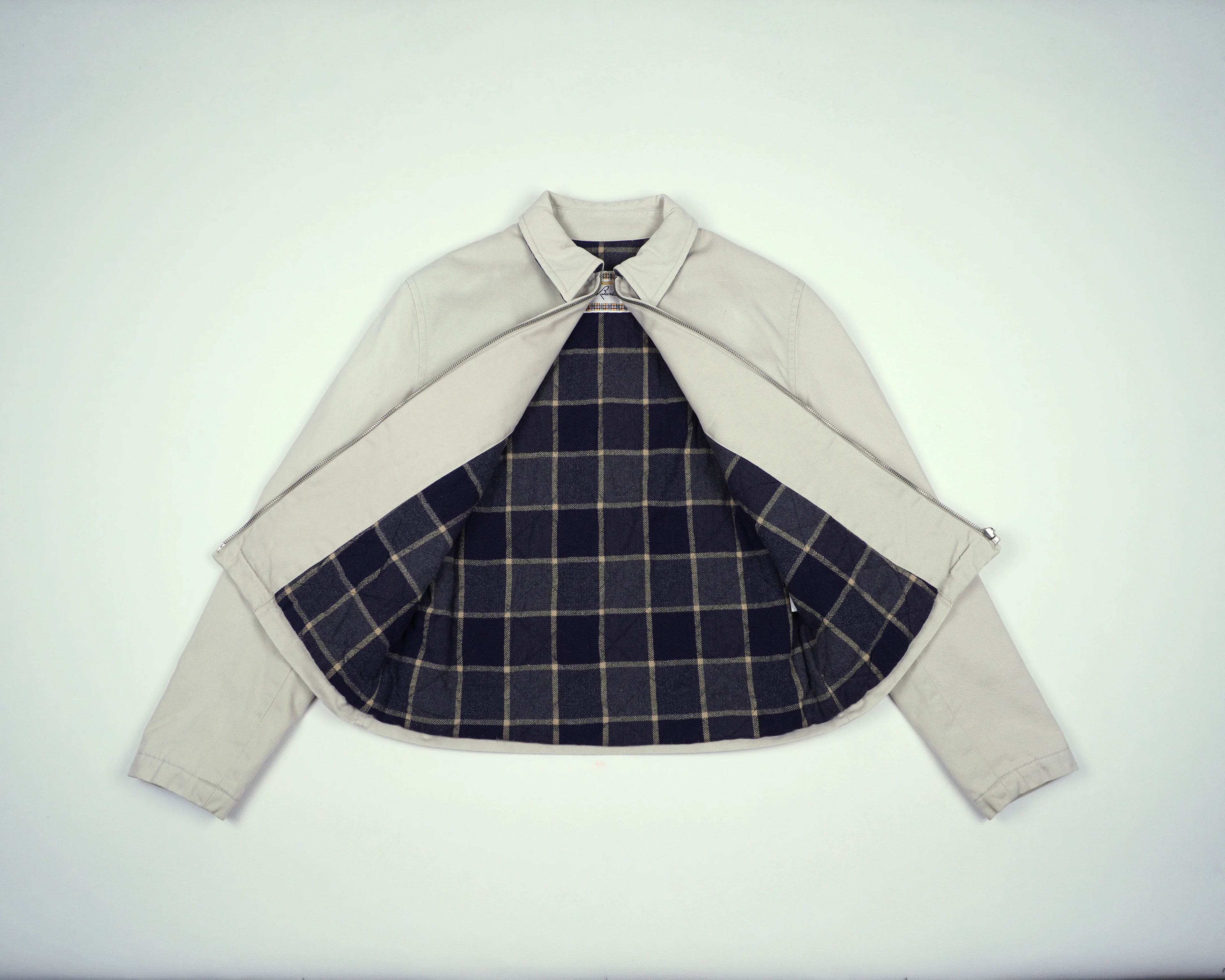 Burberry Beige v XS Cotton