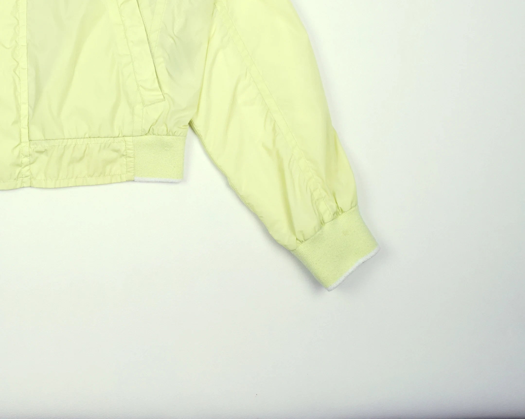 Burberry Yellow Bomber Jacket L Nylon