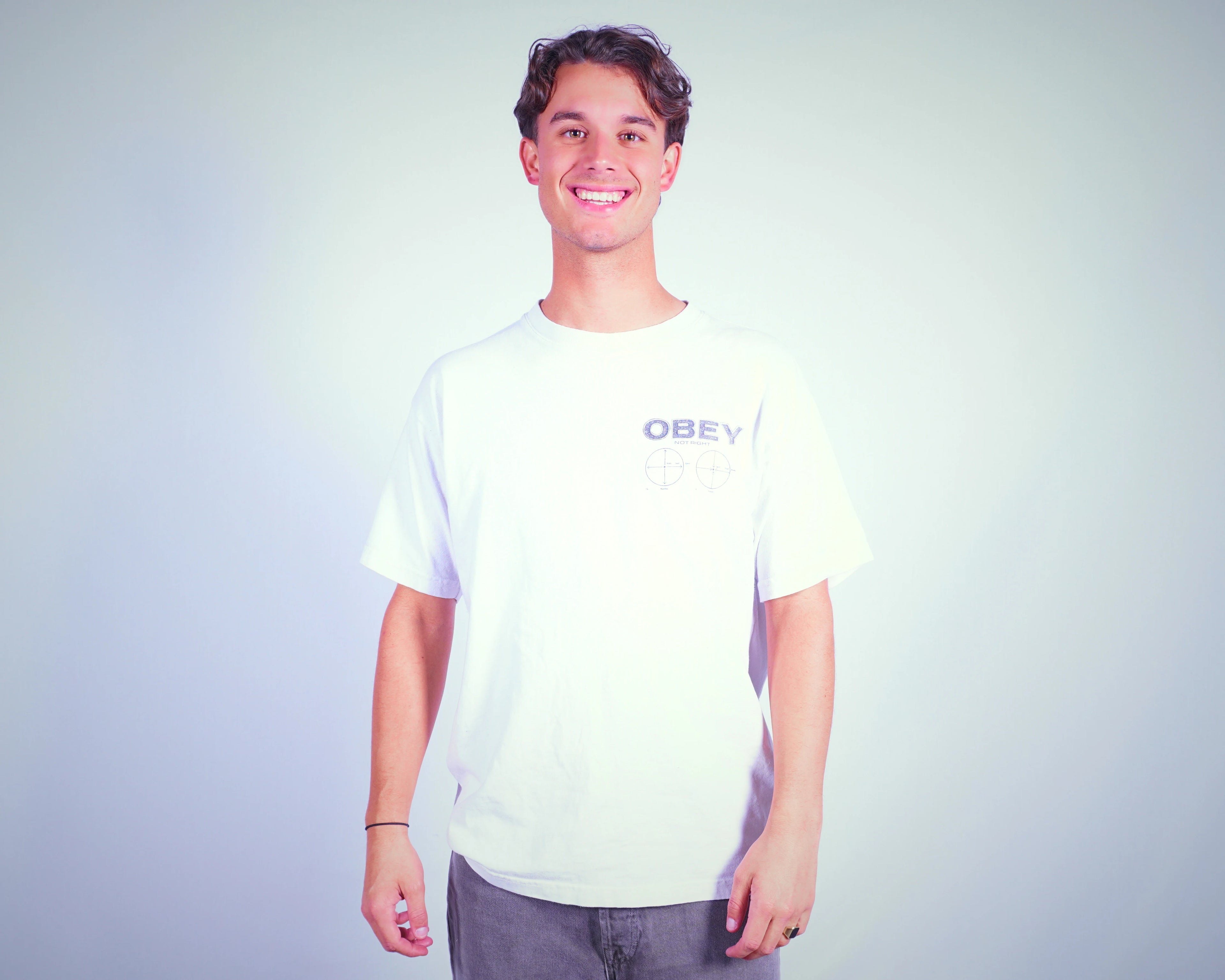 Obey White T-shirt M