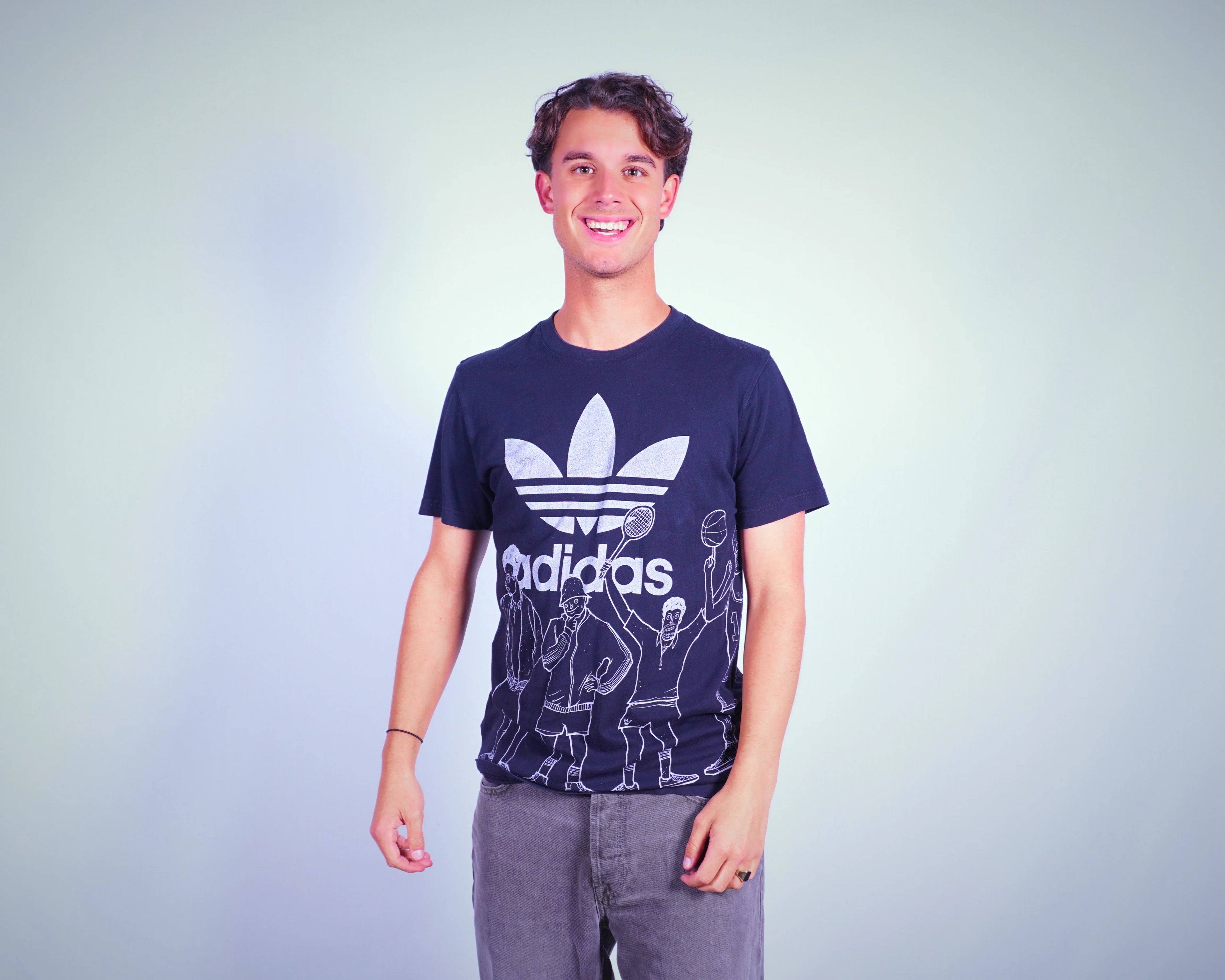 Adidas Black T-shirt S