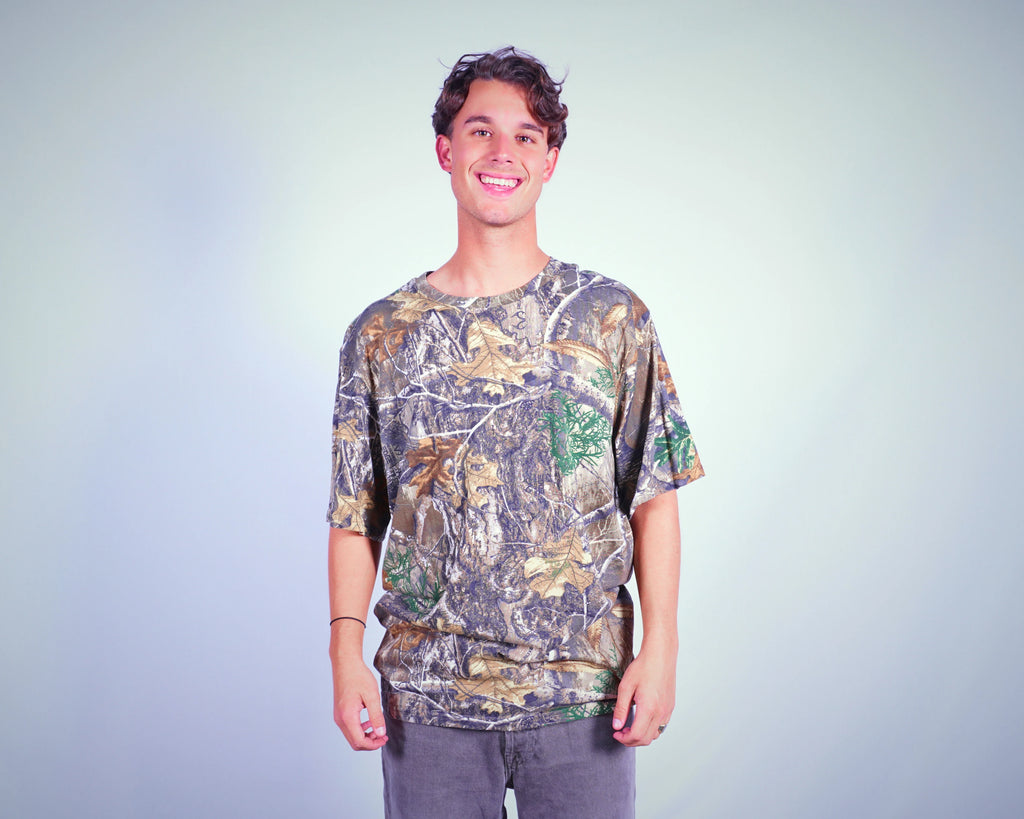 Real Tree Camo T-shirt L