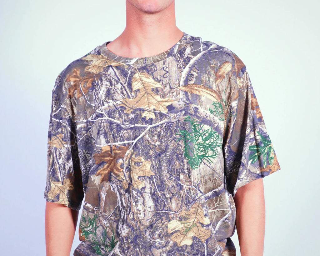 Real Tree Camo T-shirt L