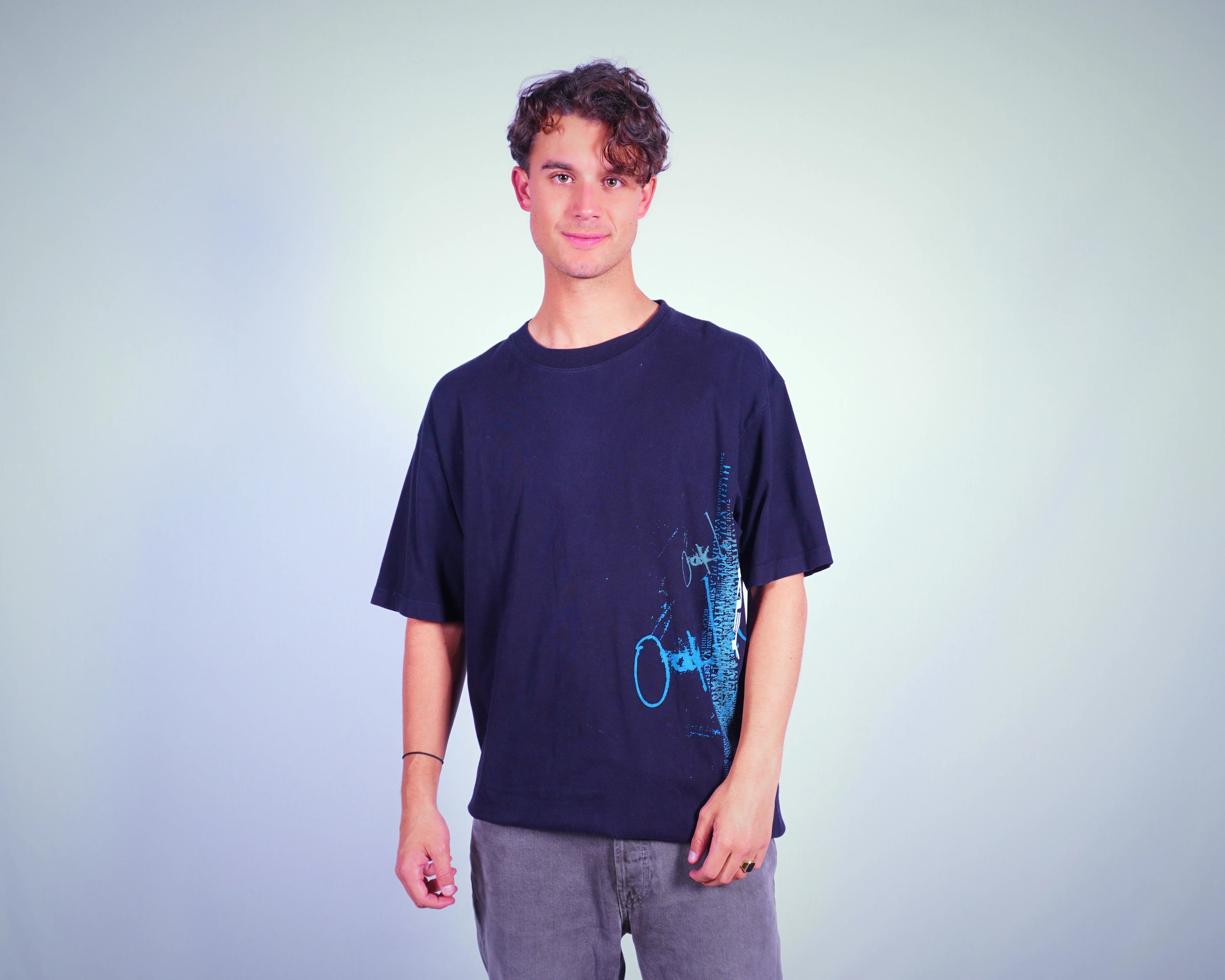 Oakley Black T-shirt L