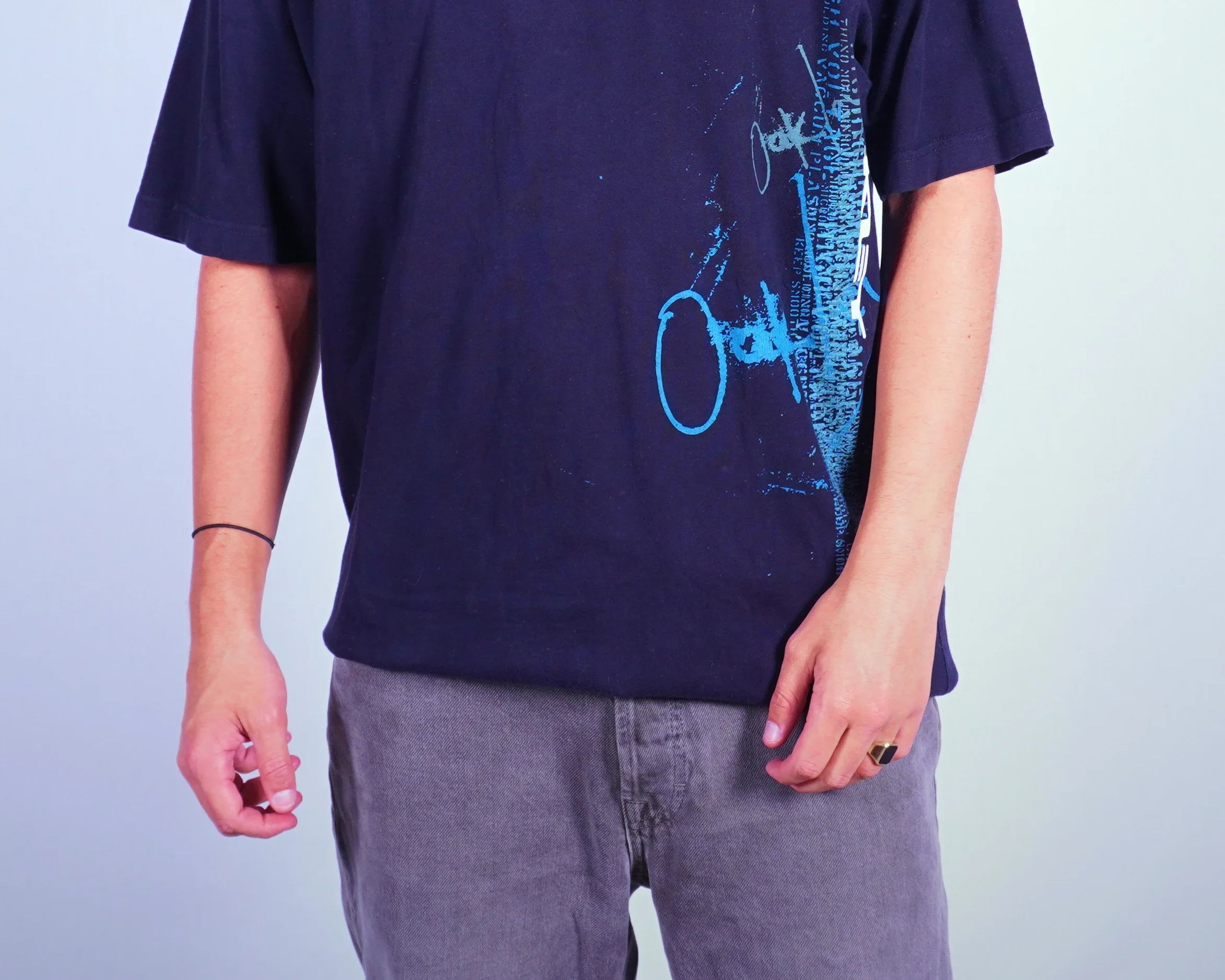 Oakley Black T-shirt L