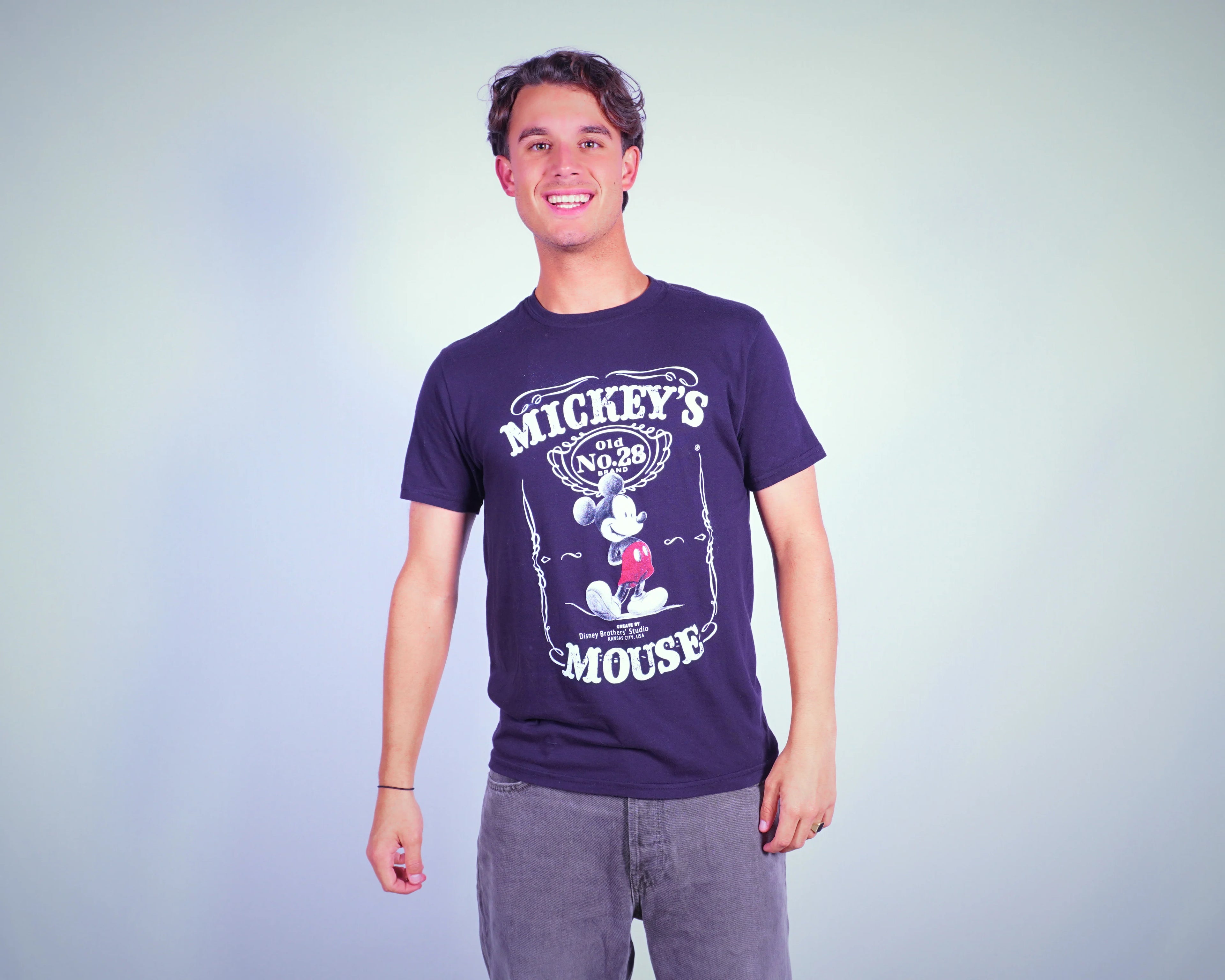 Disney Black T-shirt XS