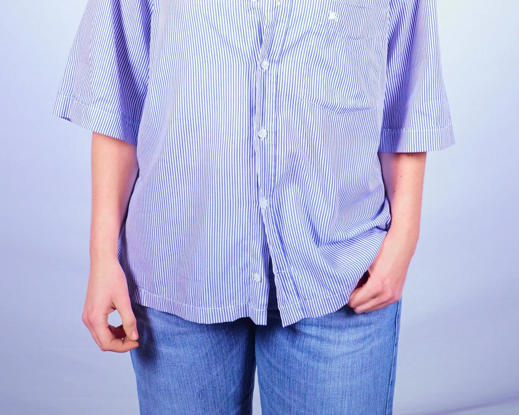 Burberry Short Sleeve Button-up Shirt (M)