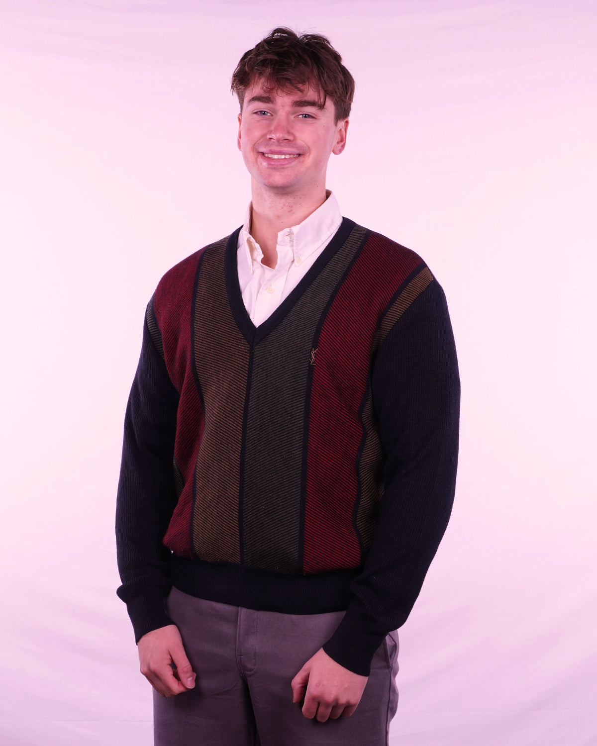 Yves Saint Laurent V-neck Sweater (M)