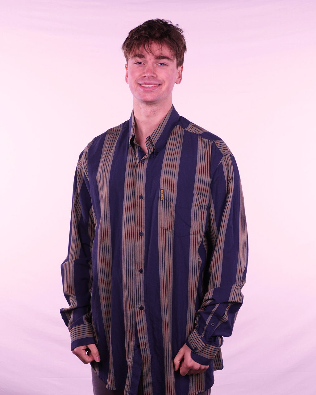 Armani Button-up Shirt (XL)