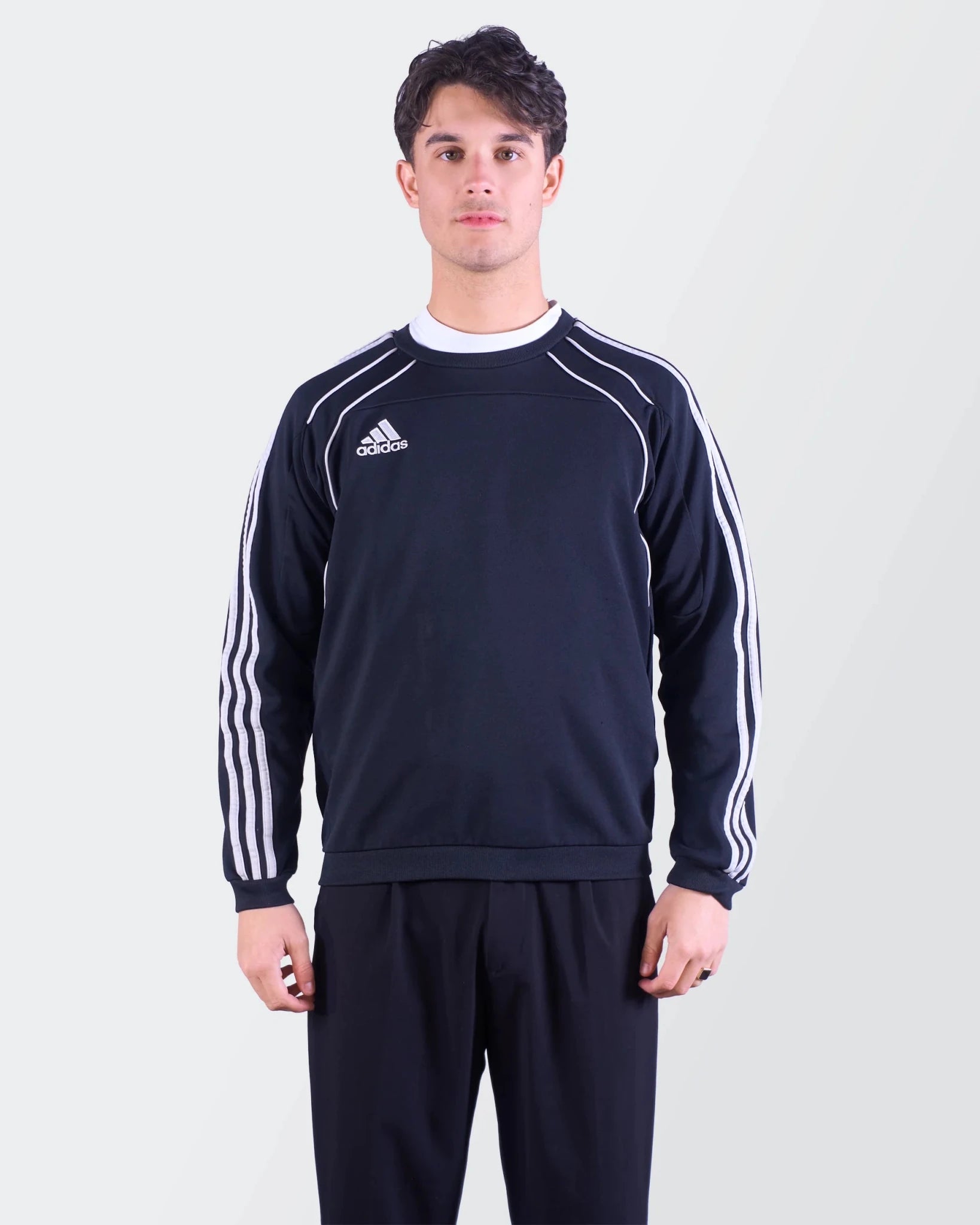 Adidas Sweater - M