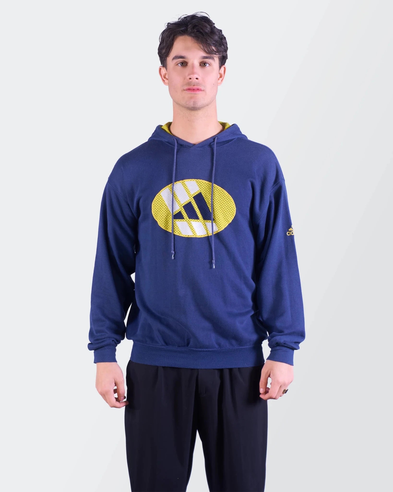 Adidas Sweater - M