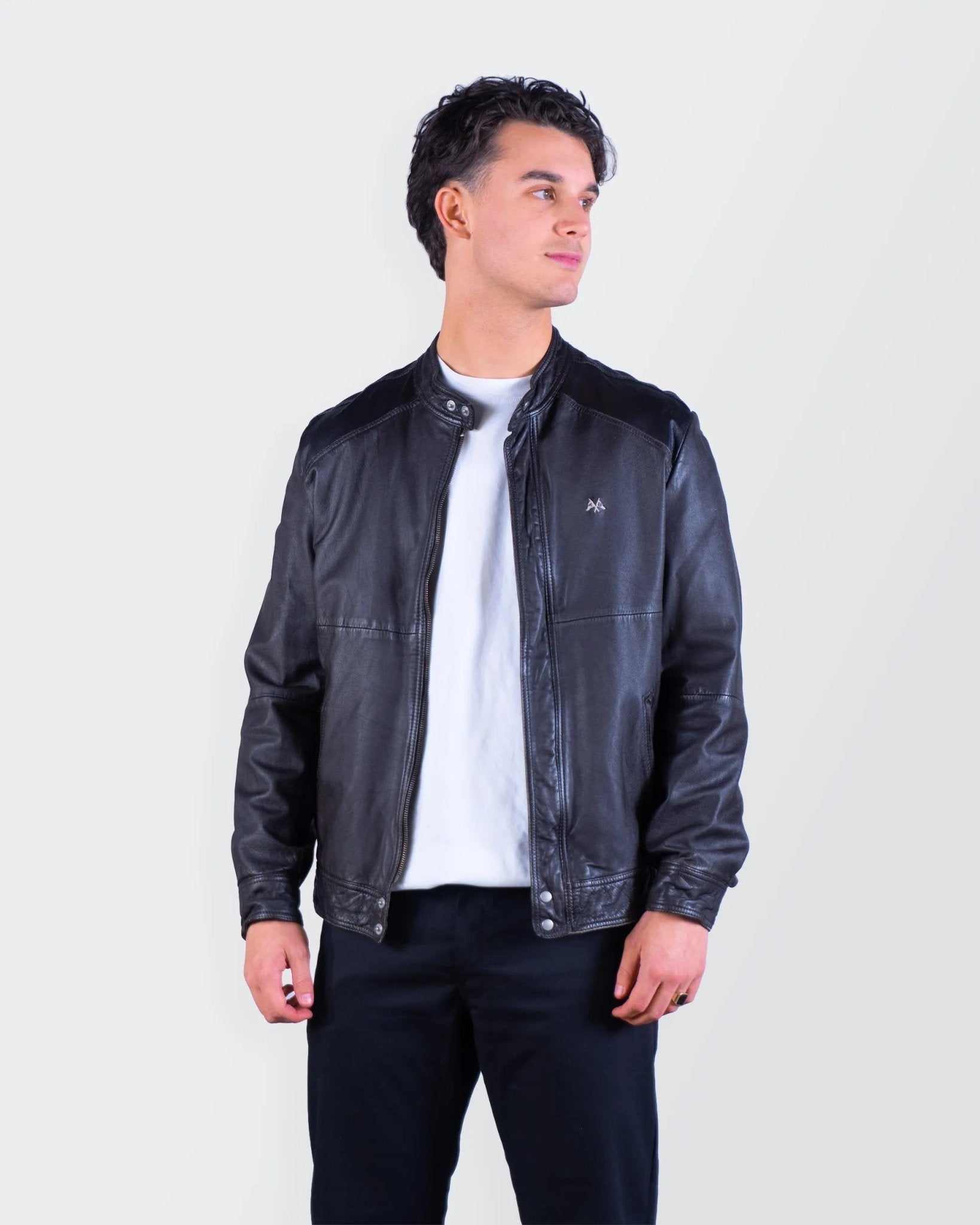 Burberry 2000's Black Leather Jacket - S