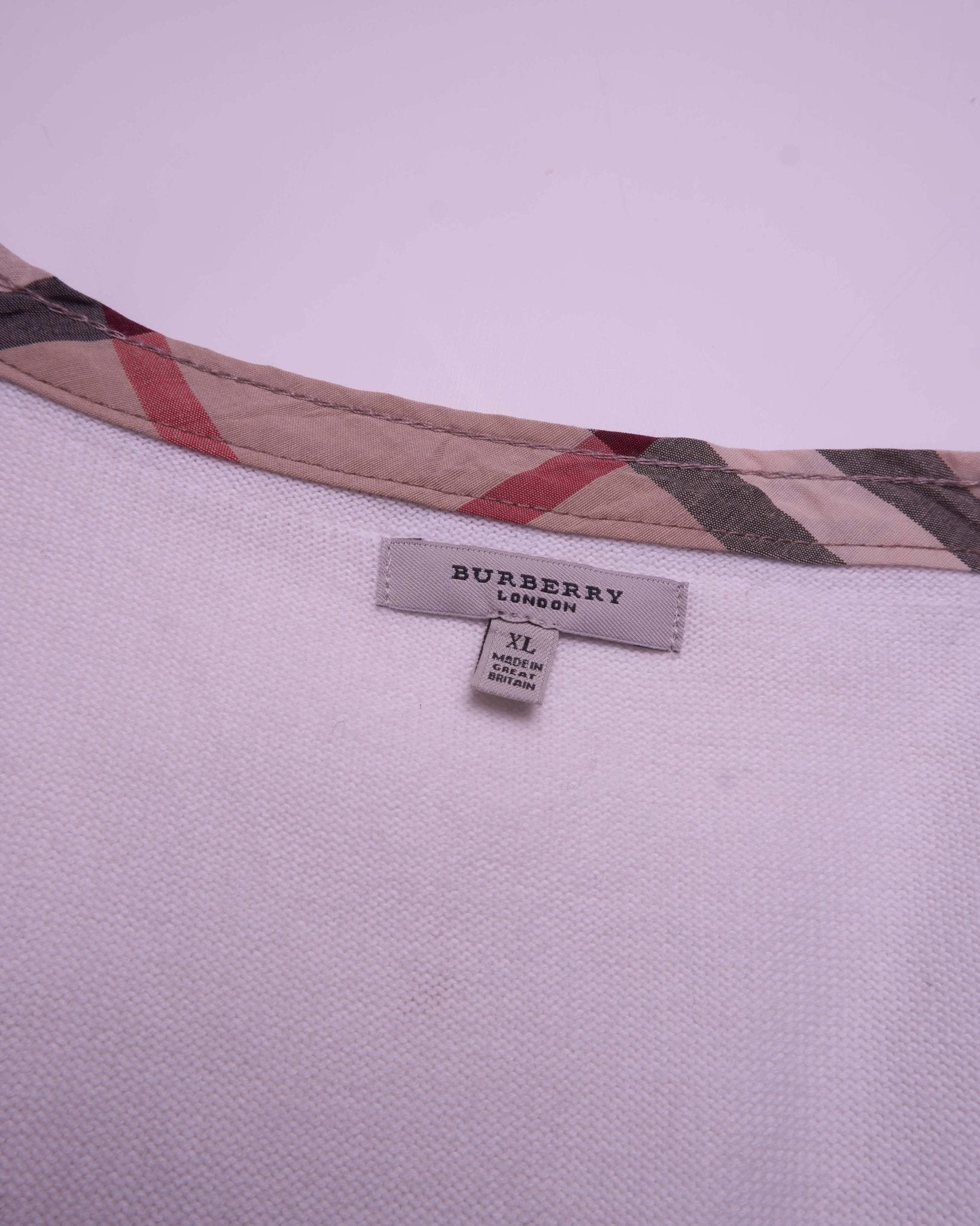 Burberry White Button Cardigan - XL
