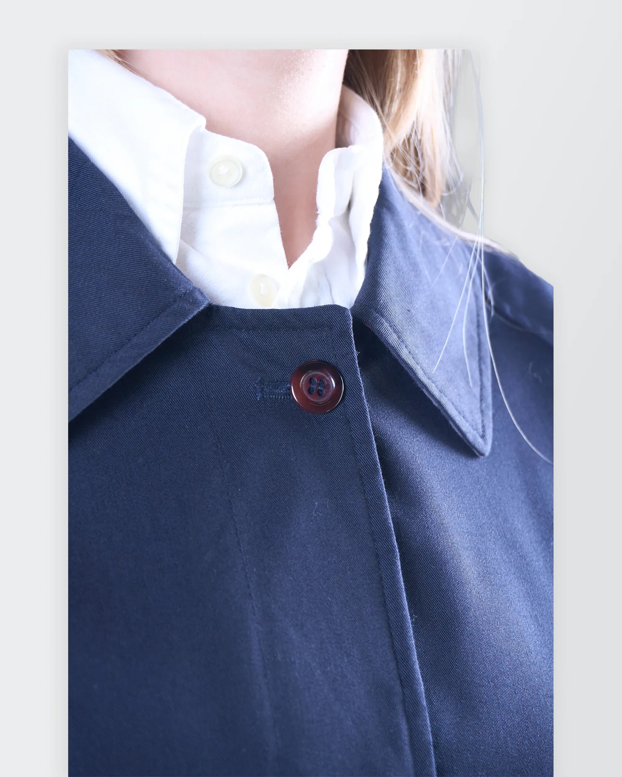 Burberry Navy Trenchcoat - L