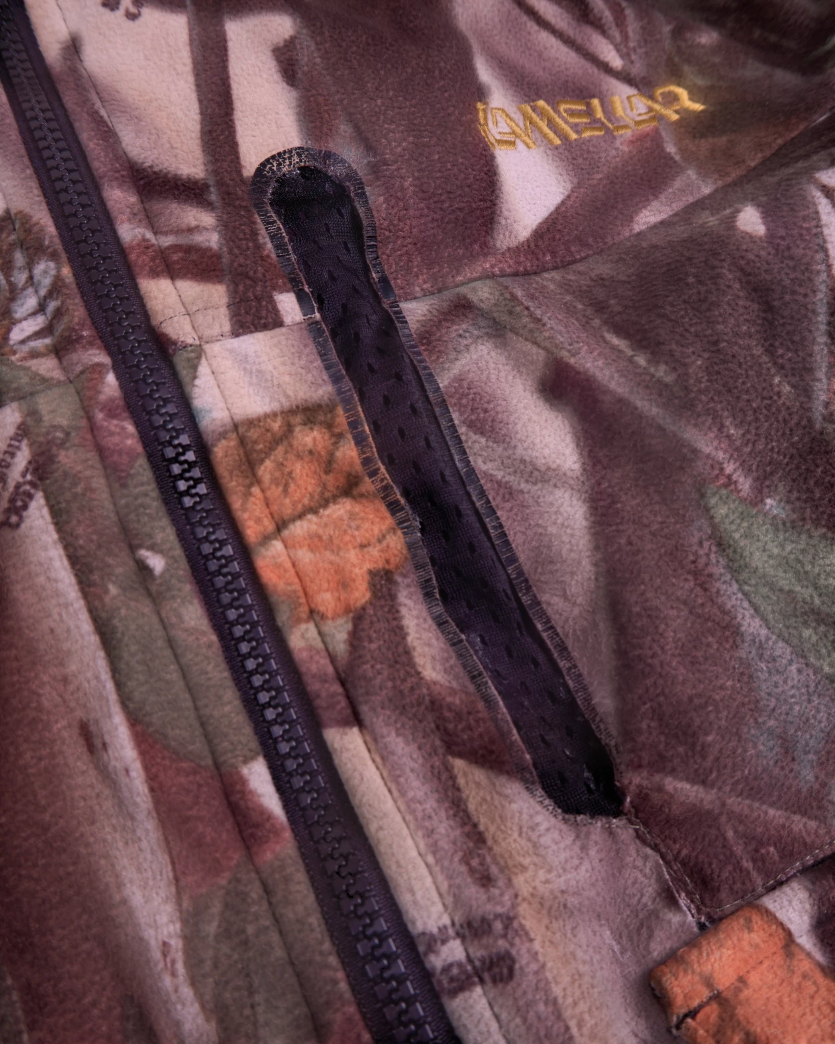 Realtree Style Camo Jacket - M