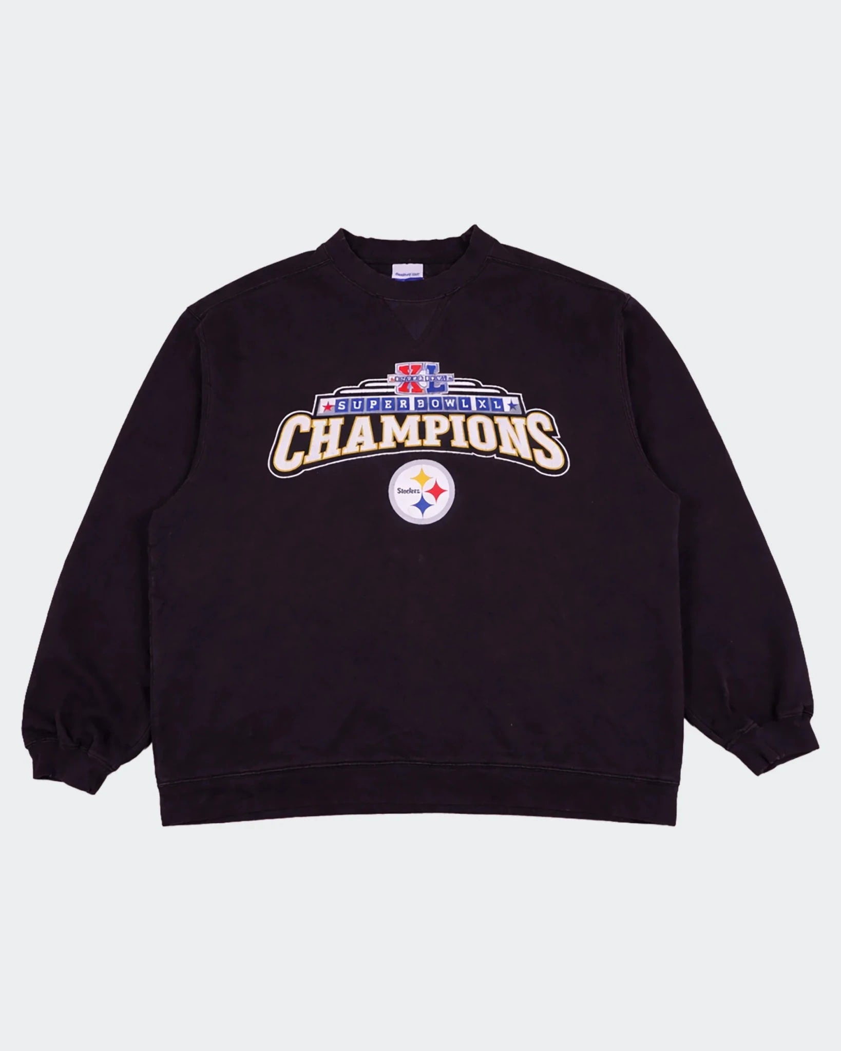 Reebok Sweater - L