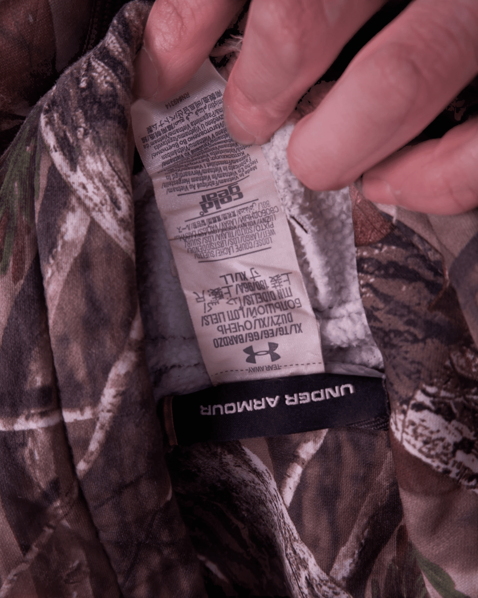 Under Armour Camo Hoodie - XL
