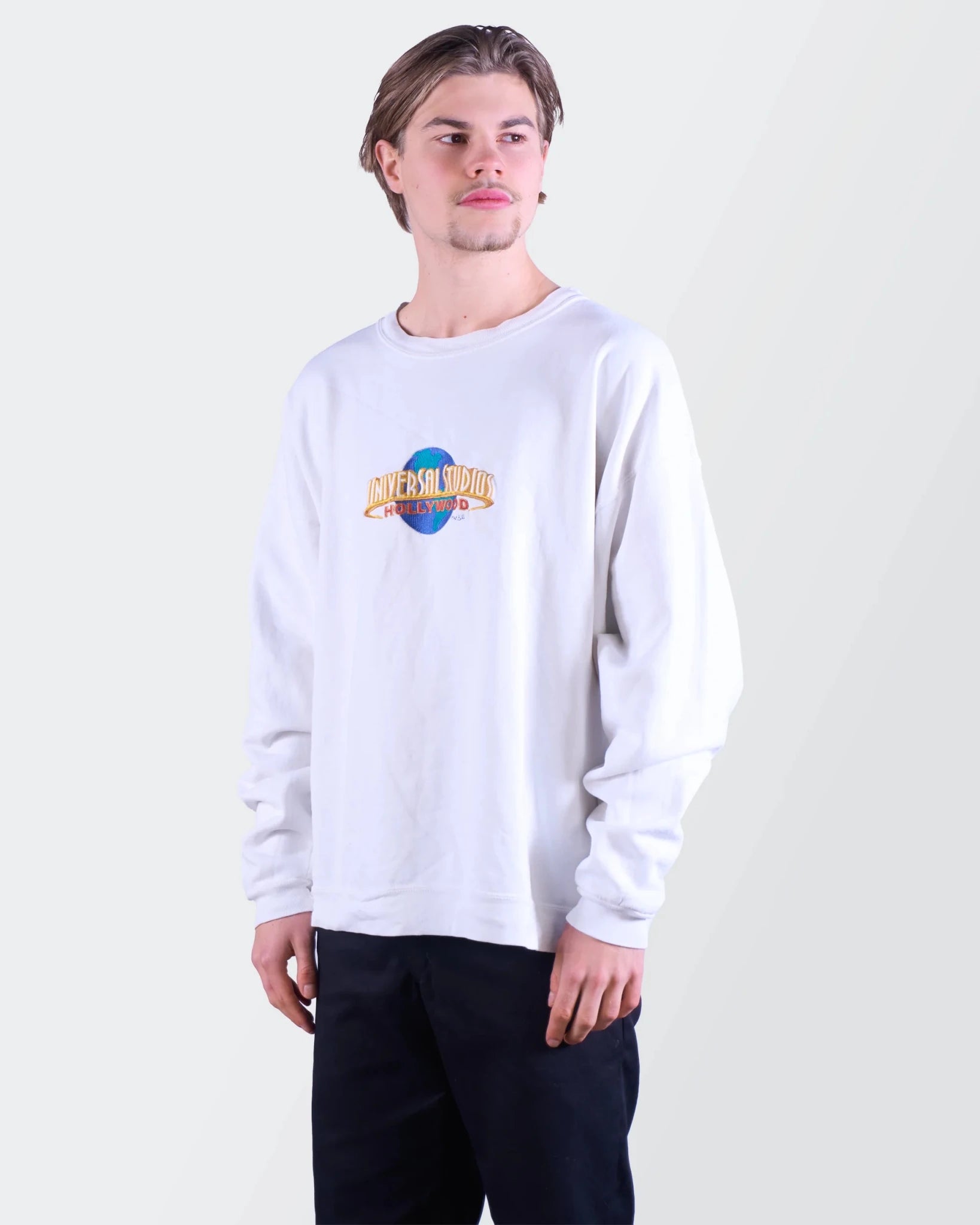 Universal studios White Sweater M